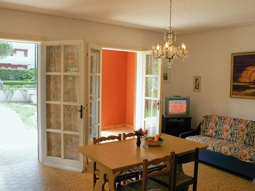 Lignano Close To The Beach ลินญาโน ซับเบียโดโร ภายนอก รูปภาพ